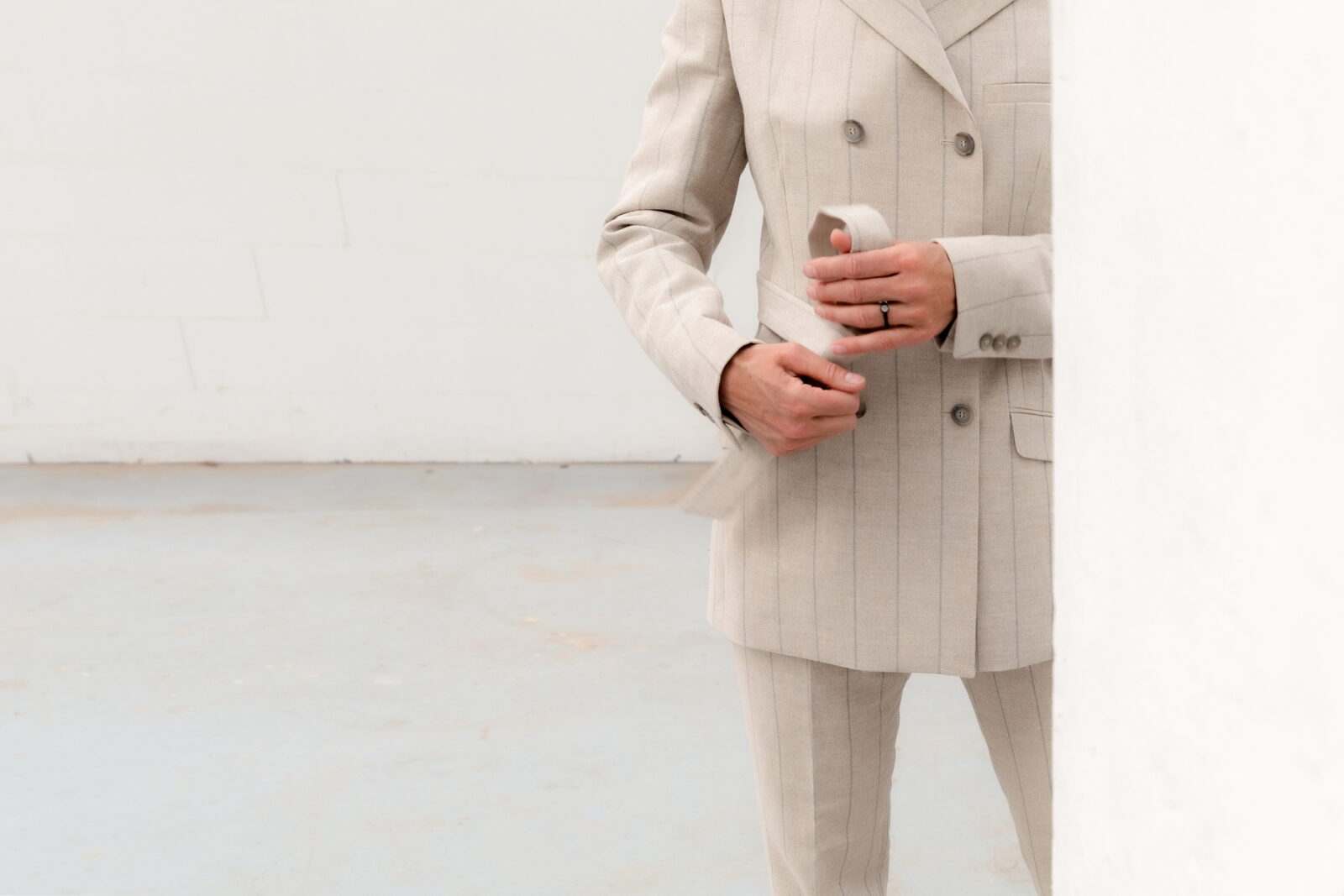 Aarden suit by Erik Toenhake